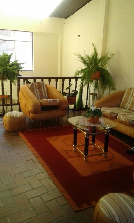 Casa De Huespedes Isabella Hotell Sucre Exteriör bild